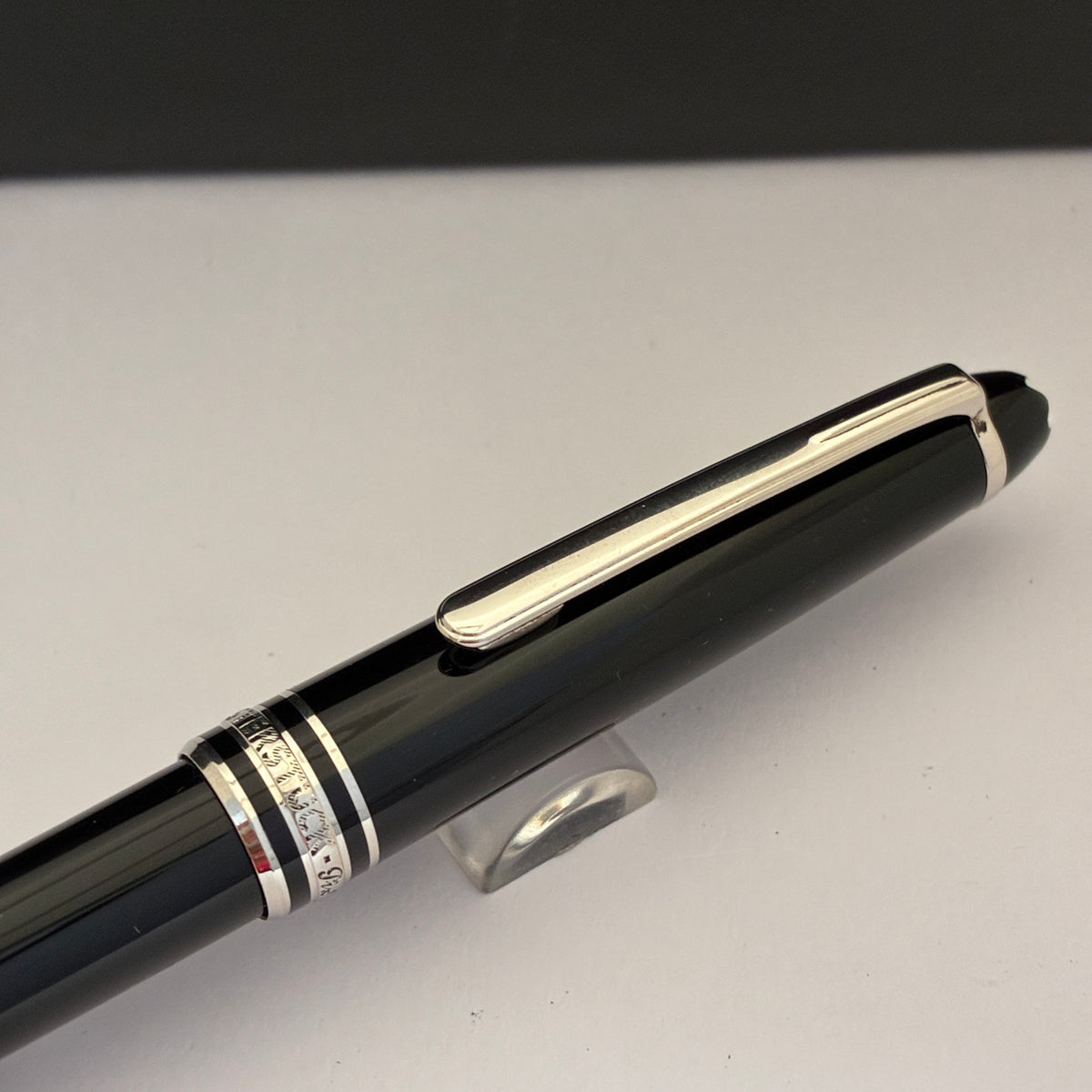 Montblanc Meisterstuck Classique Platinum Trim ballpoint pen