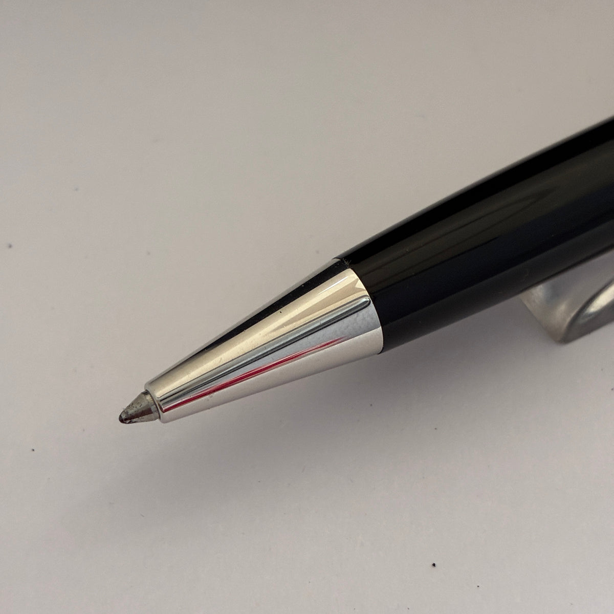 Montblanc Meisterstuck Classique Platinum Trim ballpoint pen