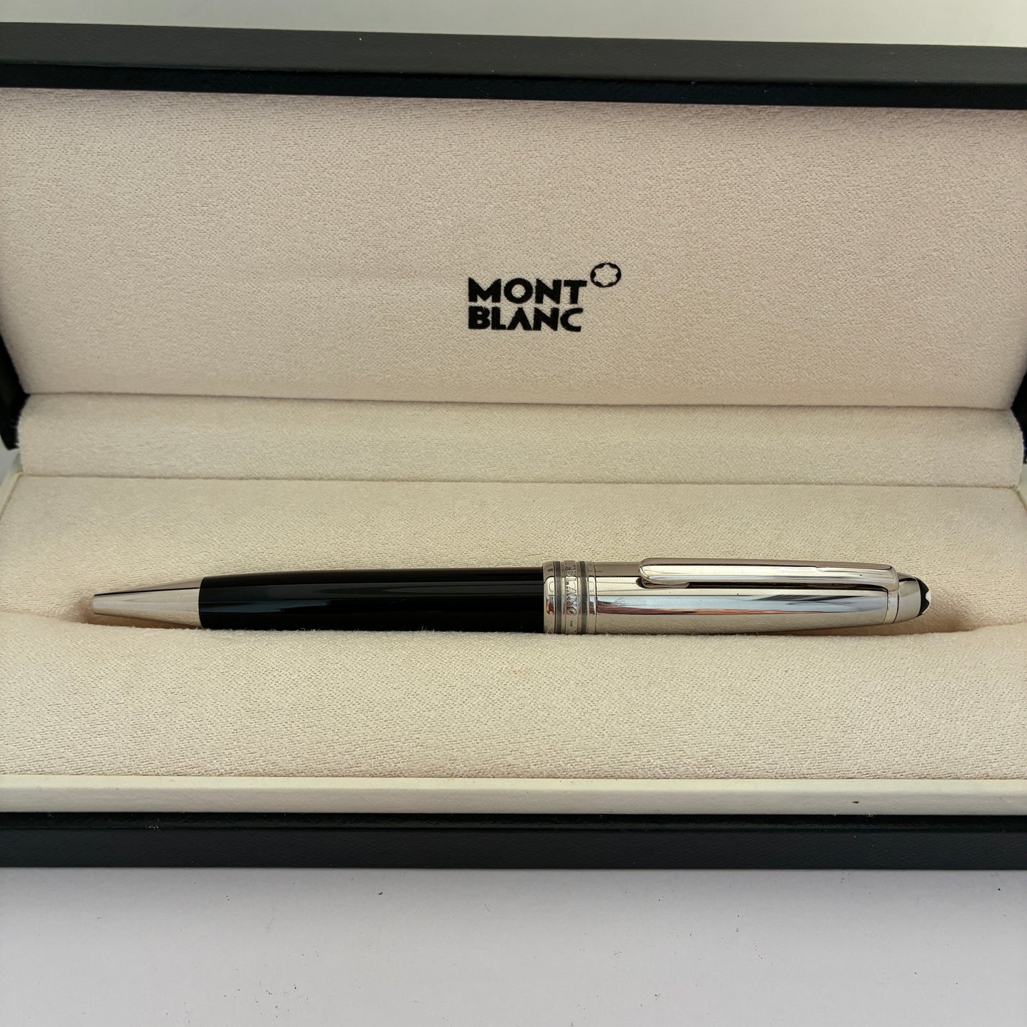 Montblanc Meisterstück Solitaire Steel Classique Ballpoint Pen