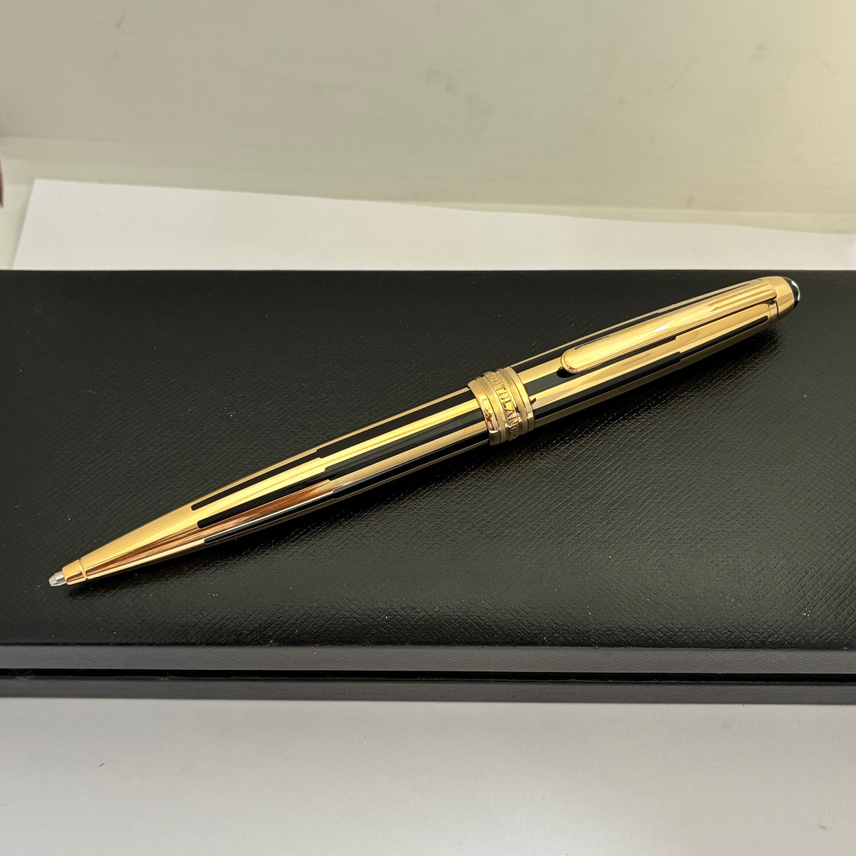 MONTBLANC Meisterstück Solitaire Black/Gold Stripe Ballpen - Germany