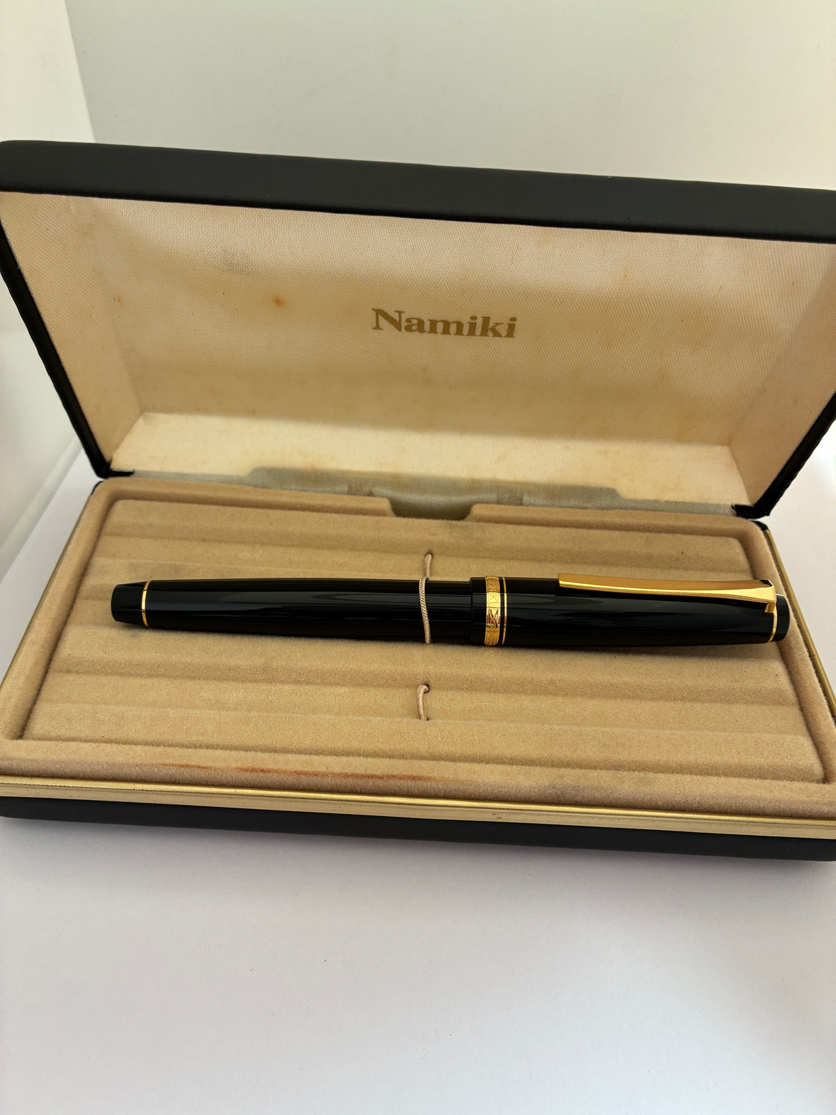 Falcon By Namiki Pilot Fountain Pen- Black