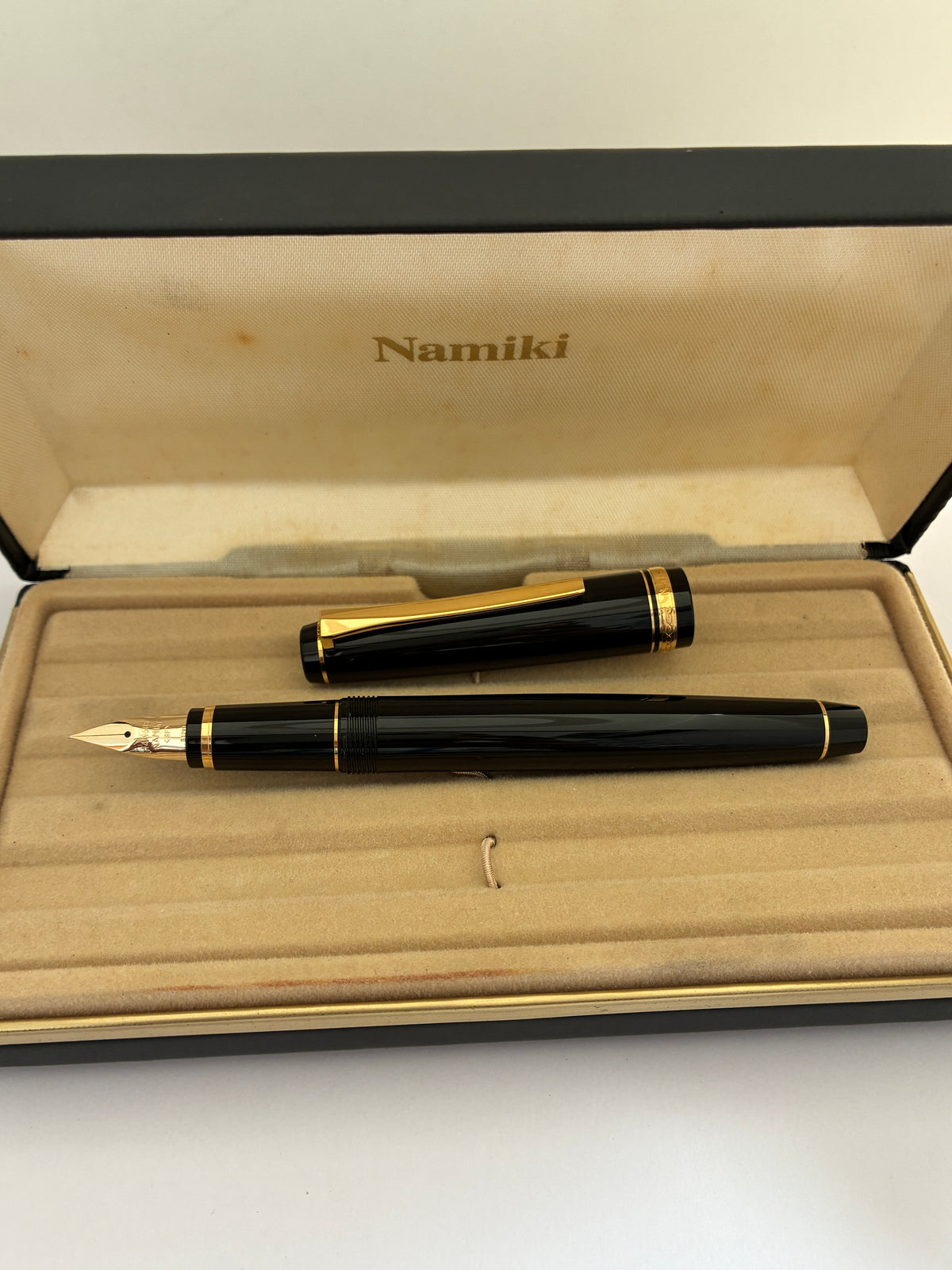 Falcon By Namiki Pilot Fountain Pen- Black