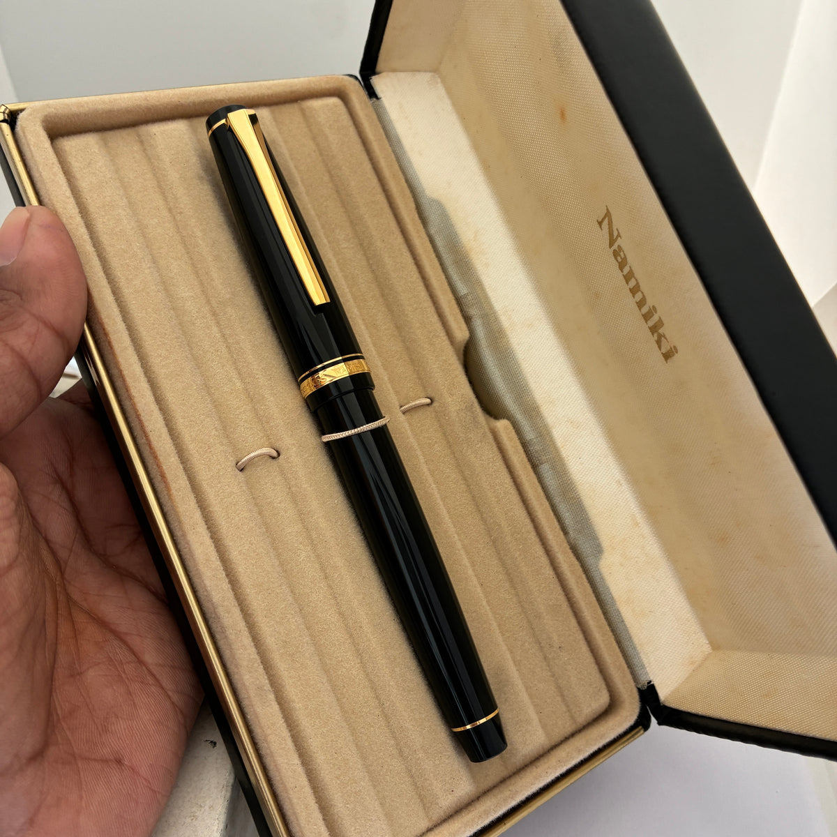 Falcon By Namiki Pilot Fountain Pen- Black
