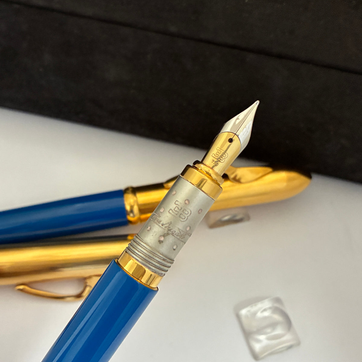 Ettore Bugatti Stylos Blue Gold-Plated Fountain Pen by Montegrappa