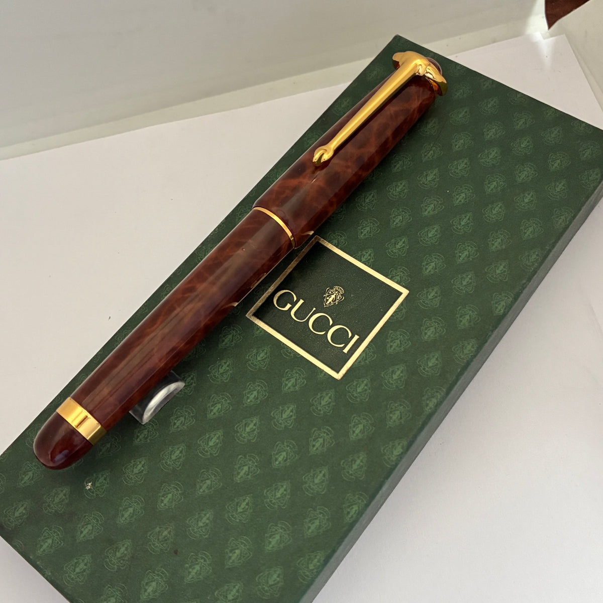 Gucci Red Marble Resin Fountain Pen
