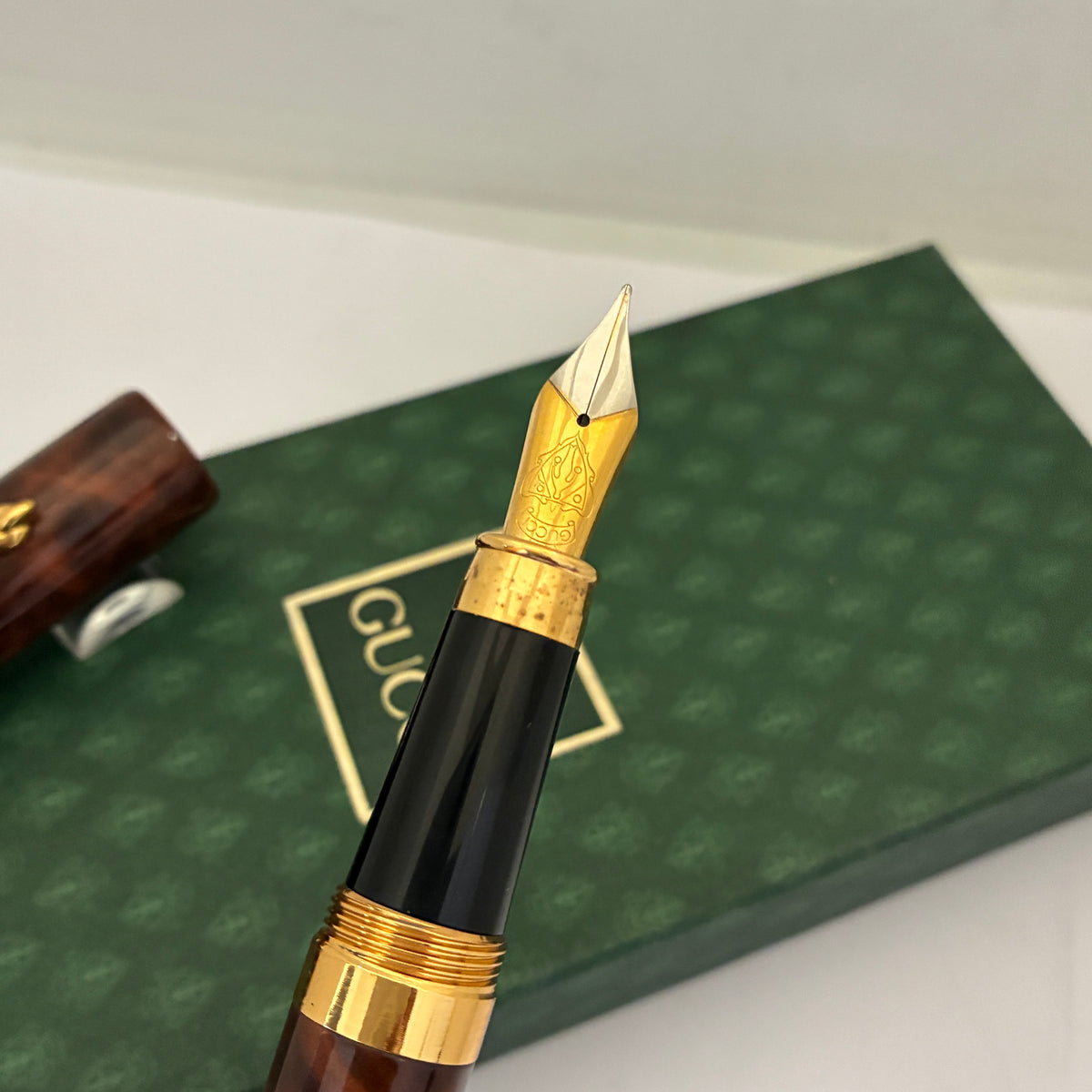 Gucci Red Marble Resin Fountain Pen