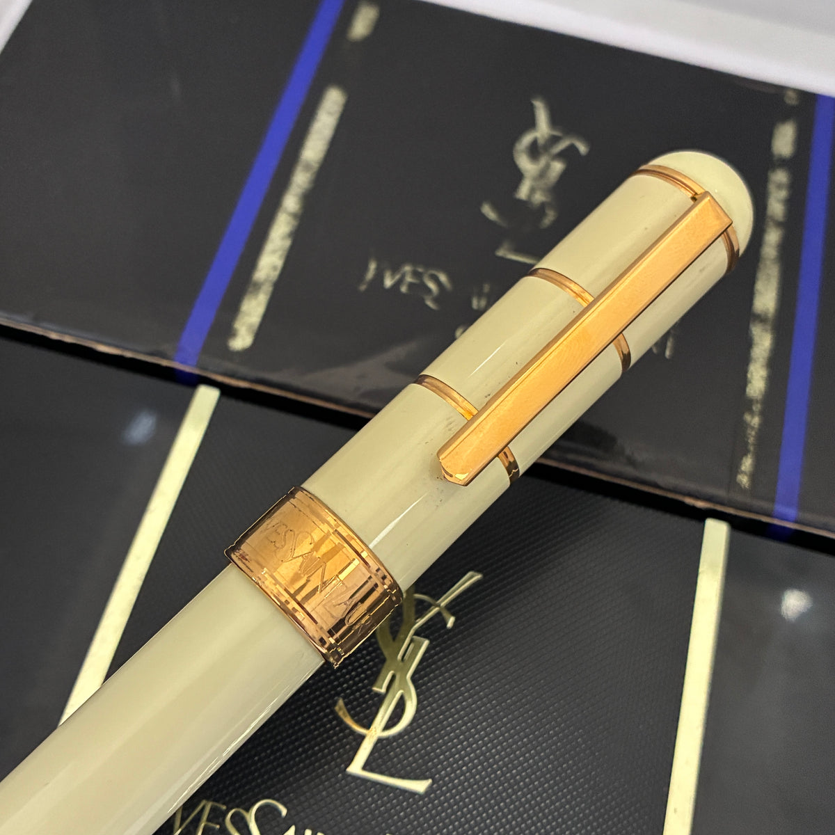 Yves Saint Laurent YSL Fountain Pen White Lacquer & Gold Tone