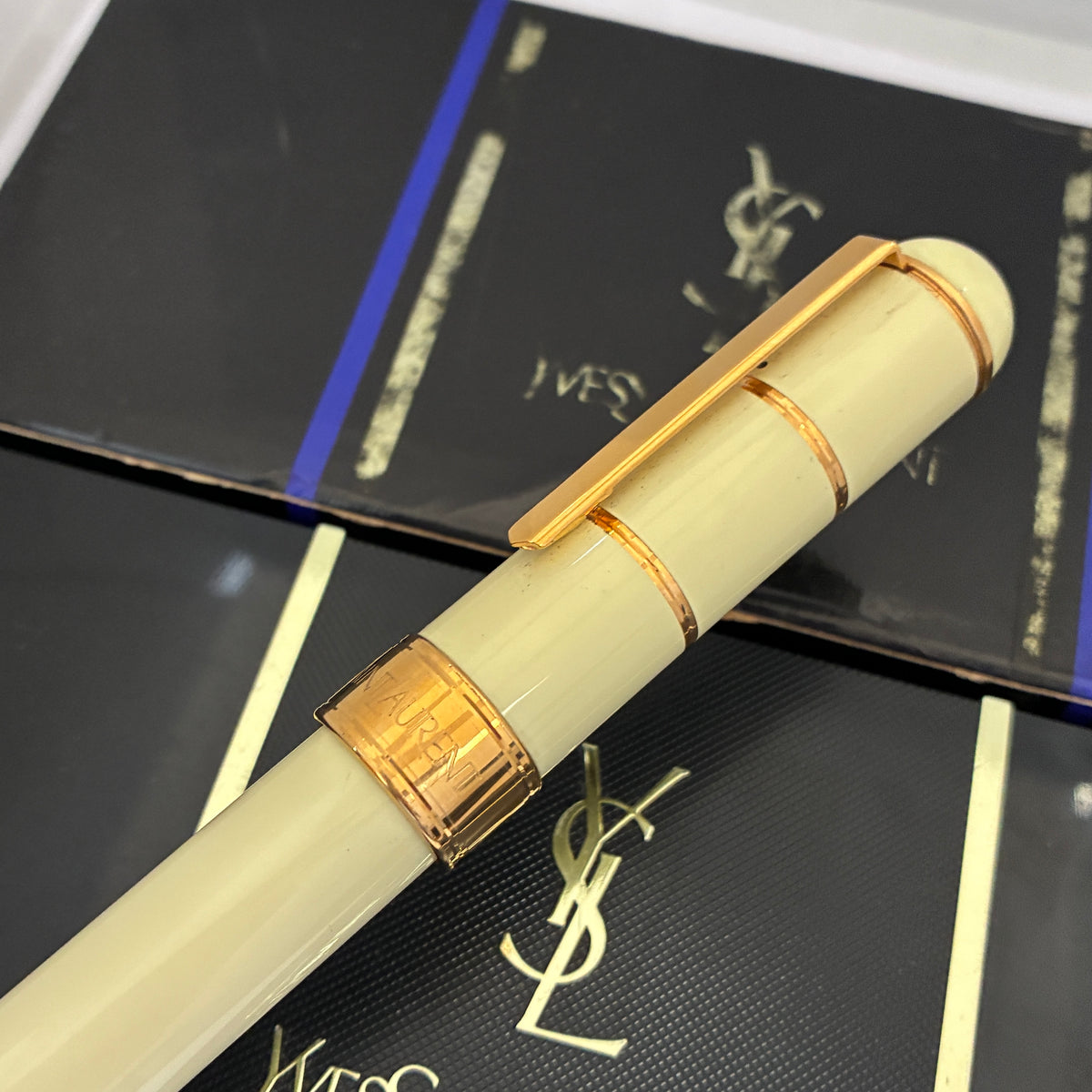 Yves Saint Laurent YSL Fountain Pen White Lacquer & Gold Tone