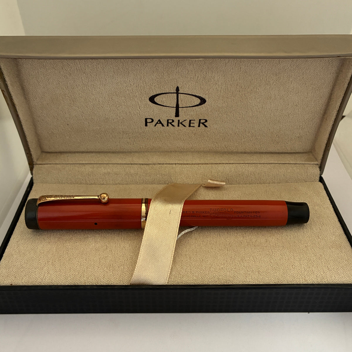 Parker Duofold Red Senior Lucky Curve Fountain Pen- Button Filler