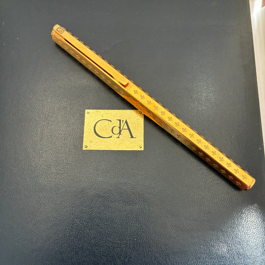 Caran d'Ache Ecridor Fountain Pen - Chevron Gilded - 18Kt Gold Nib