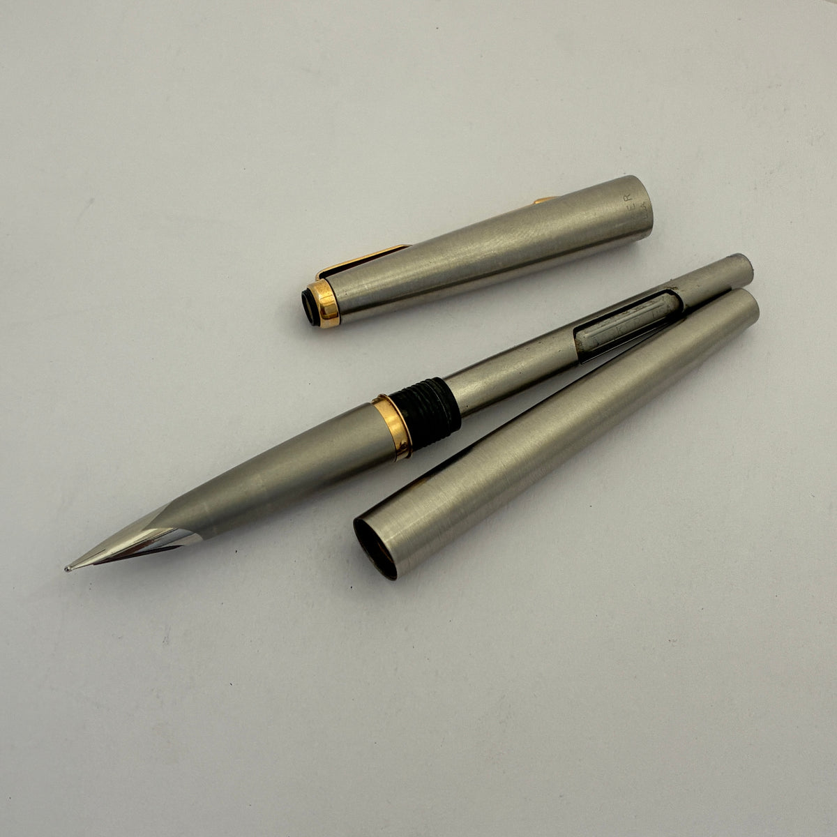 Vintage Parker 50 Falcon Metal Fountain Pen