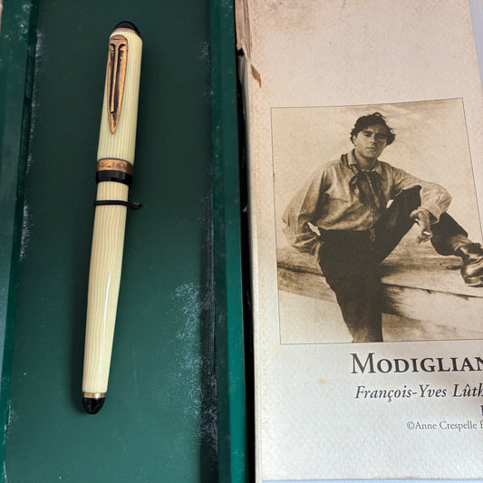 Francois Yves Luthier Modigliani White Limited Edition Fountain Pen