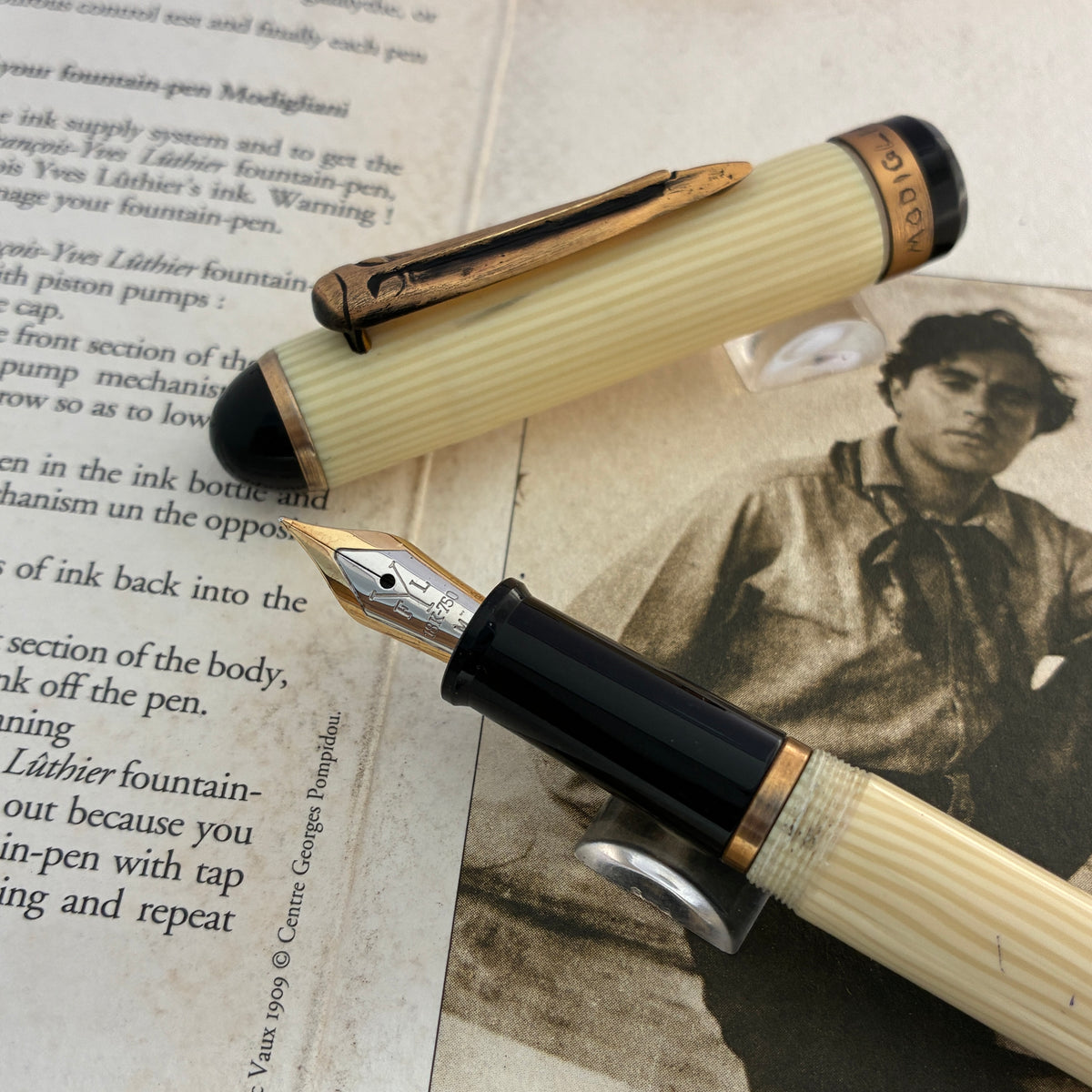 Francois Yves Luthier Modigliani White Limited Edition Fountain Pen