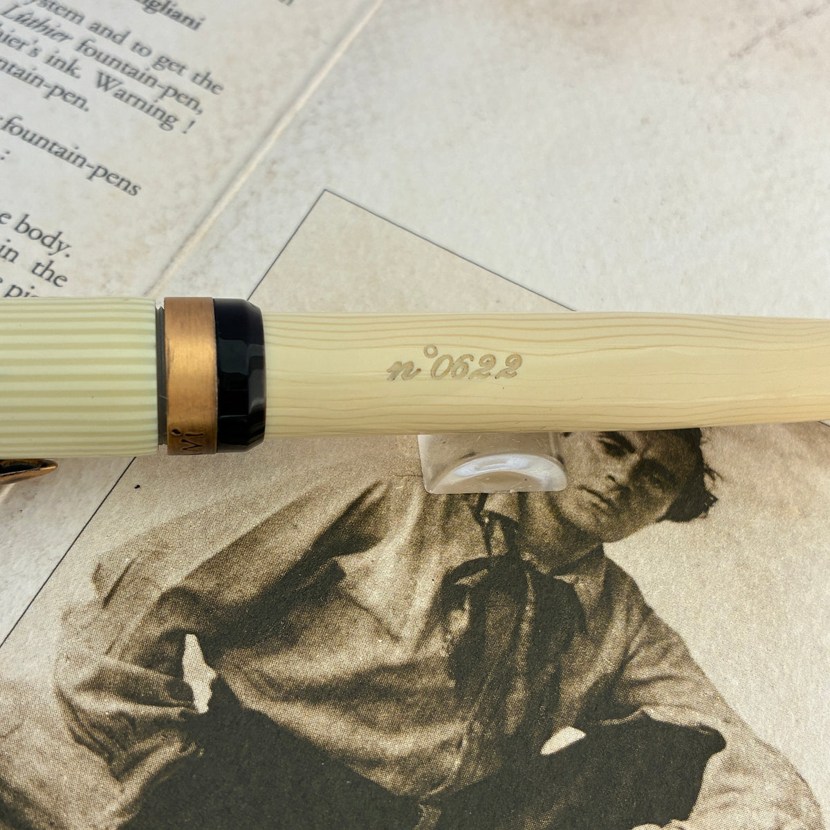 Francois Yves Luthier Modigliani White Limited Edition Fountain Pen