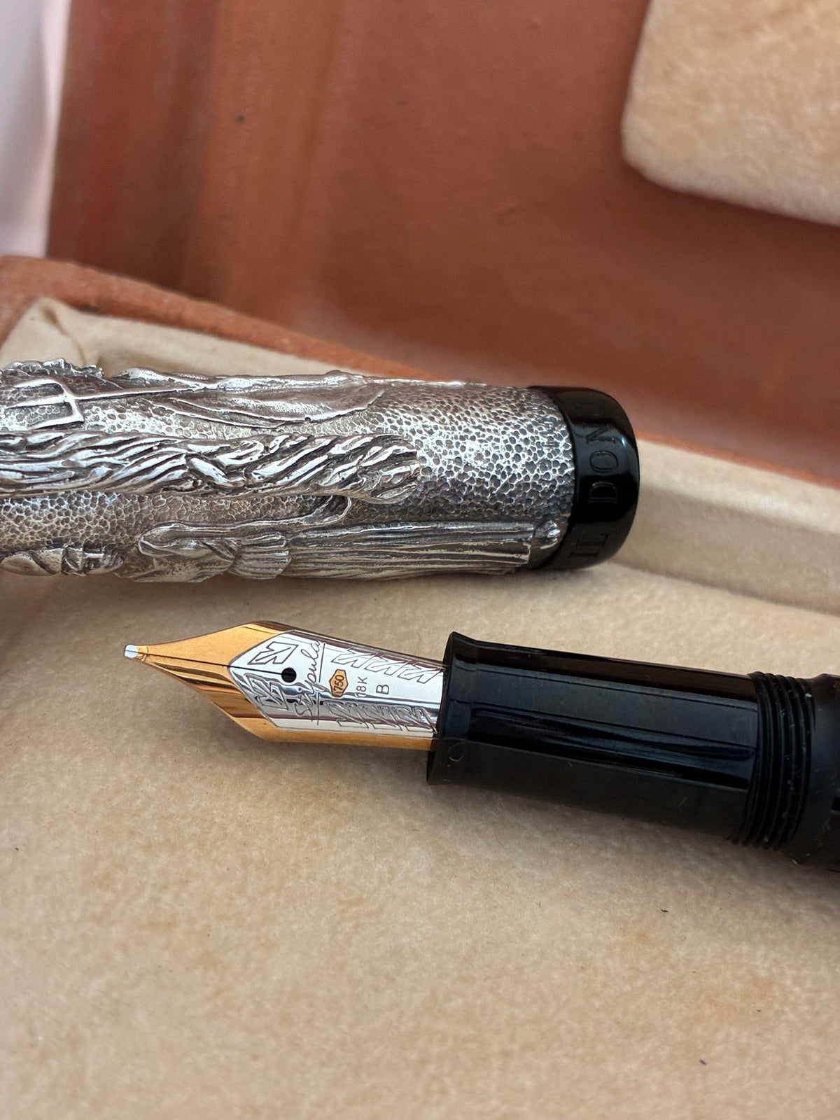 Stipula II Dono Ebonite Limited Edition Fountain Pen with Sterling silver