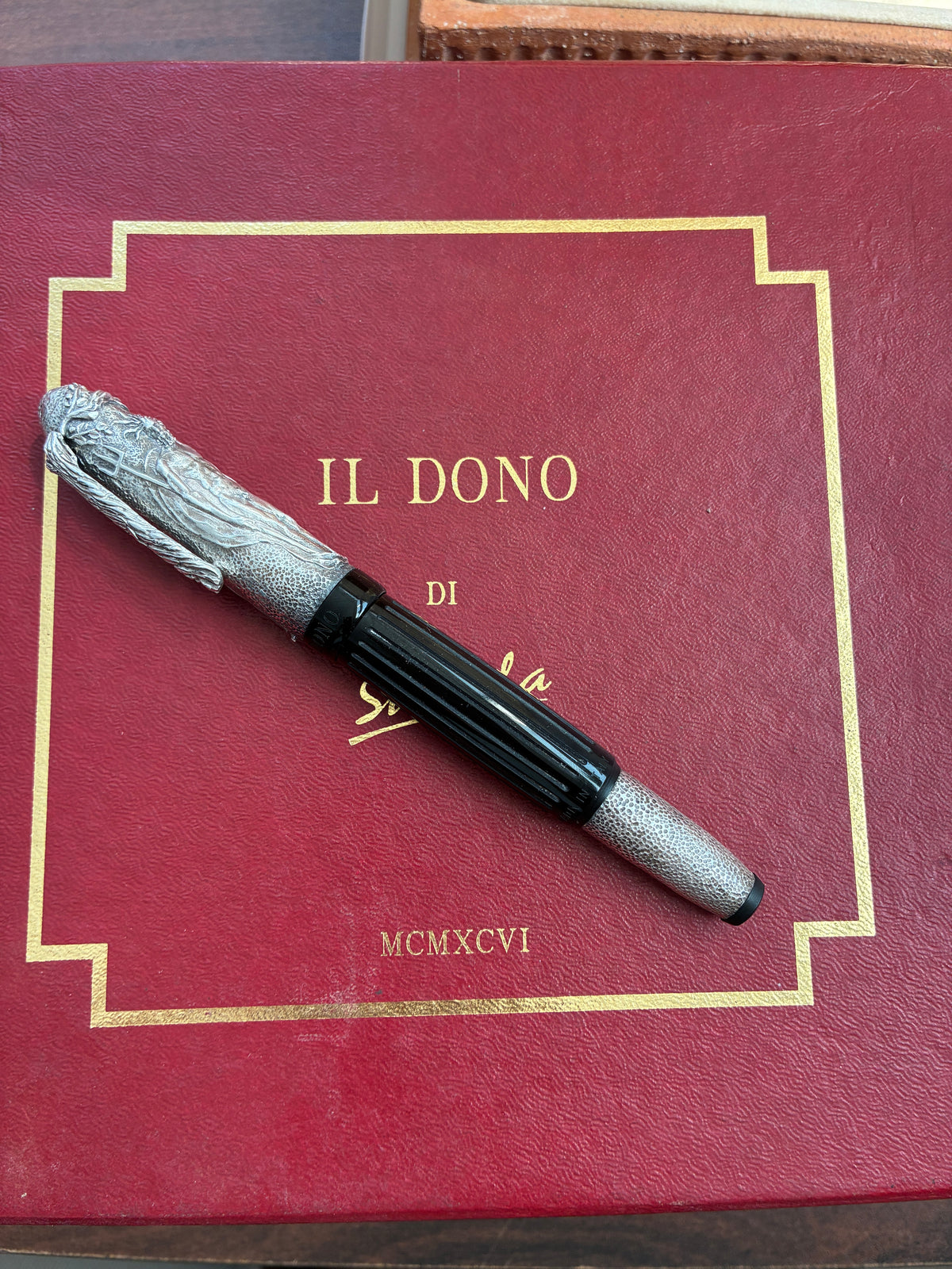 Stipula II Dono Ebonite Limited Edition Fountain Pen with Sterling silver