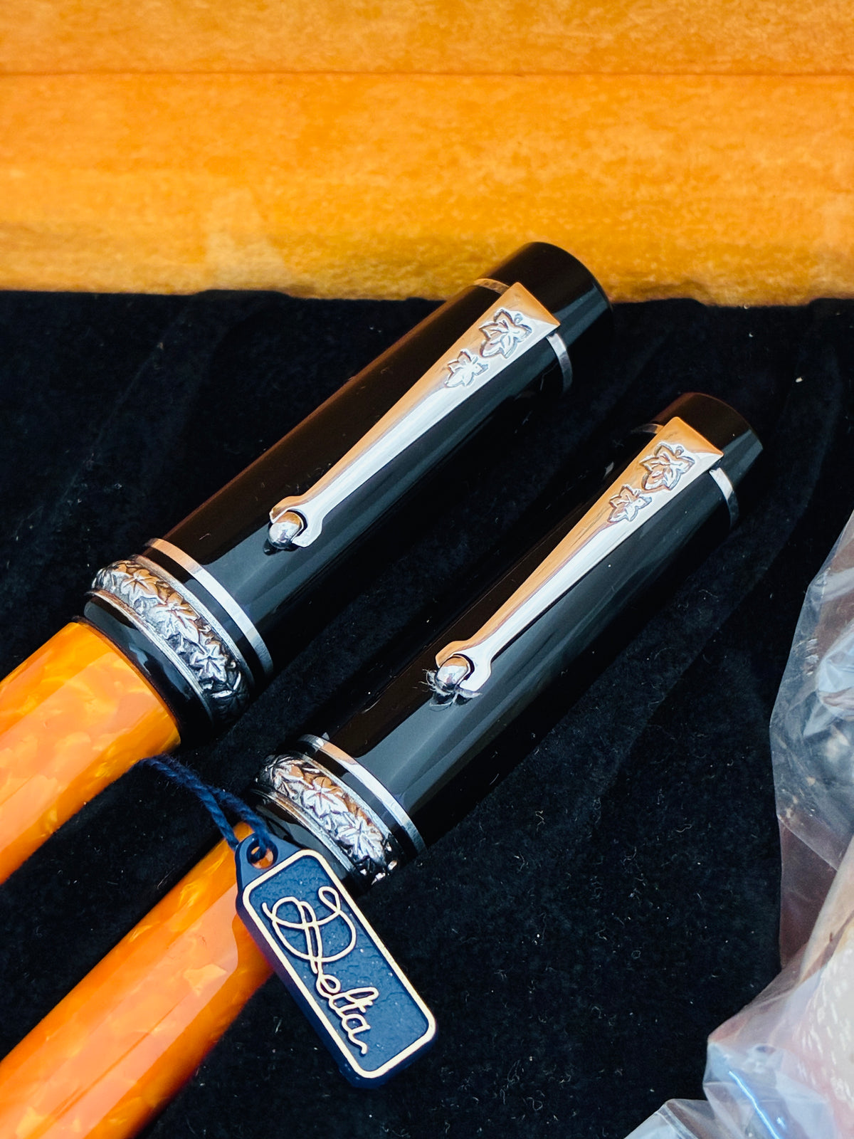 Delta Colosseum 1996 Limited Edition Fountain & Ballpen Set