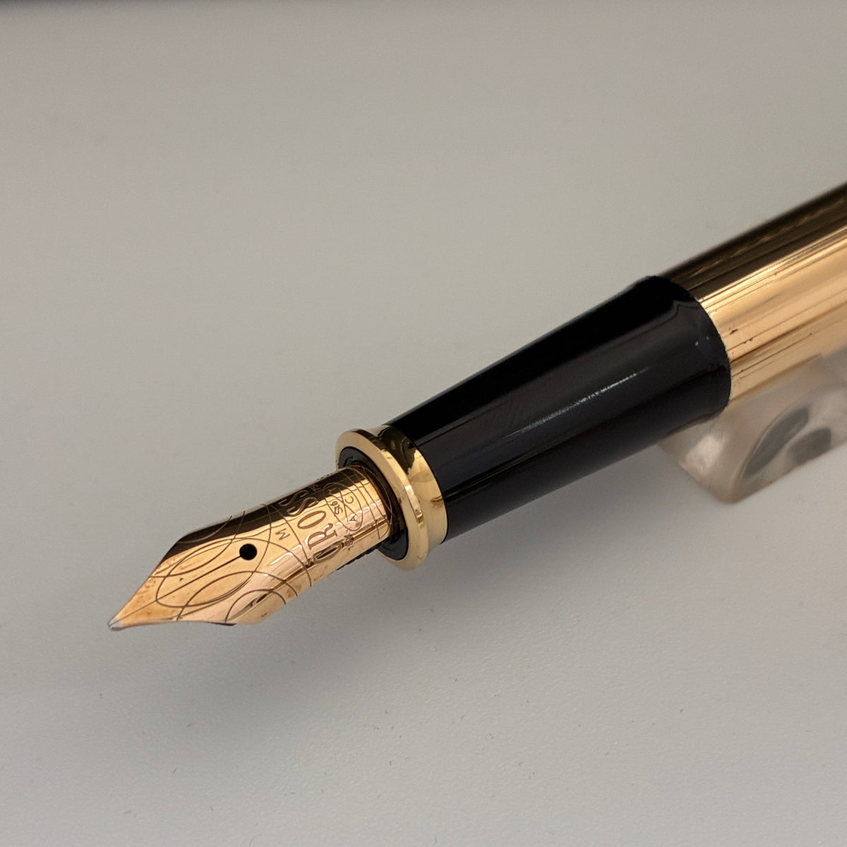 Cross Townsend 18kt Gold-Filled Fountain Pen - Made in USA