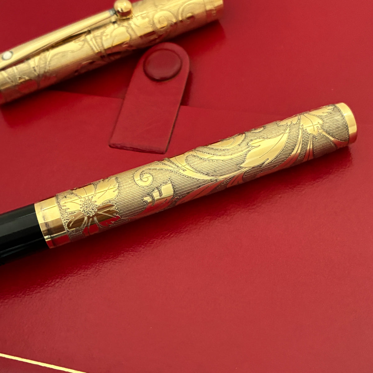 Sheaffer Nostalgia Fountain Pen - Vermeil Etched