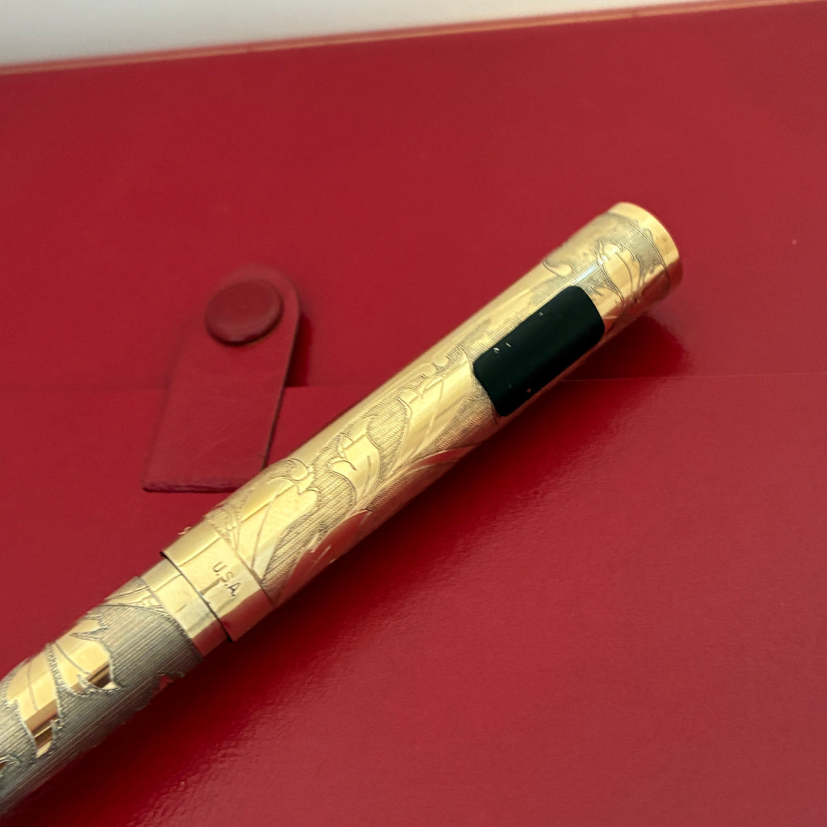 Sheaffer Nostalgia Fountain Pen - Vermeil Etched