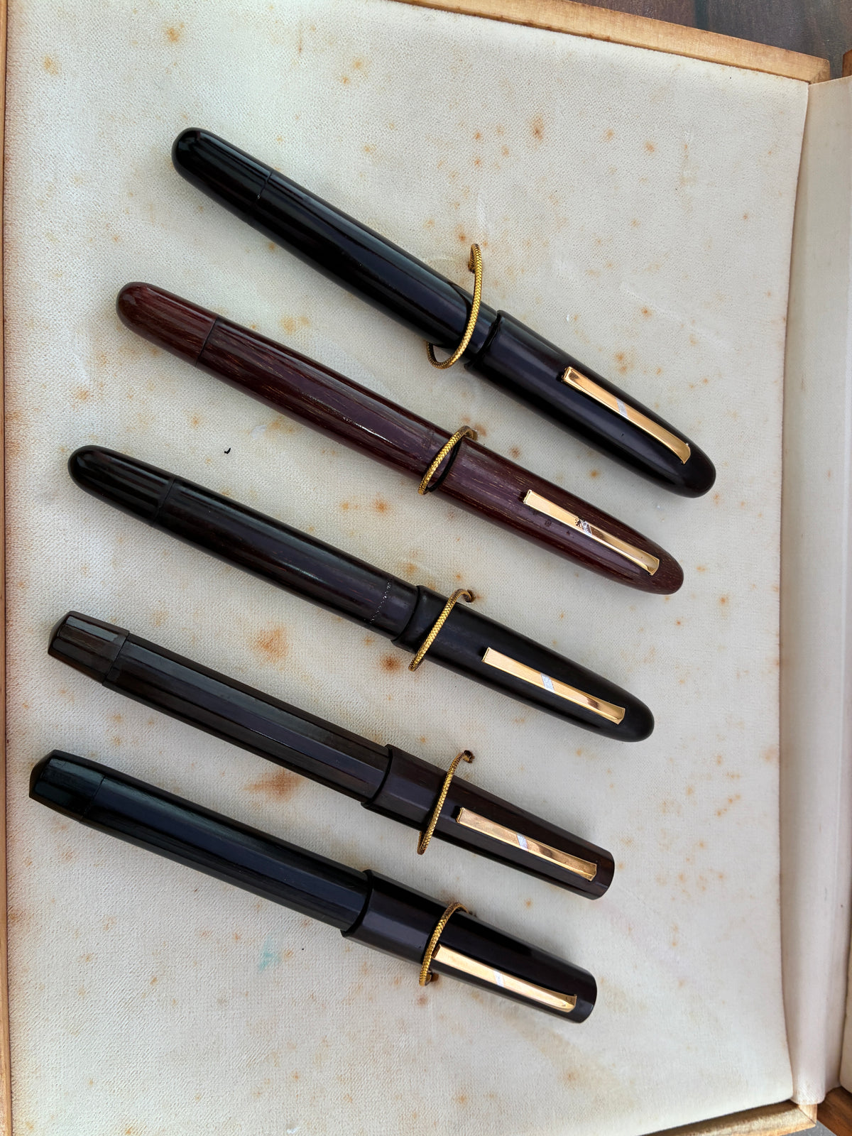 Omas 90s Legni Pregiati Limited Edition Fountain Pens SET