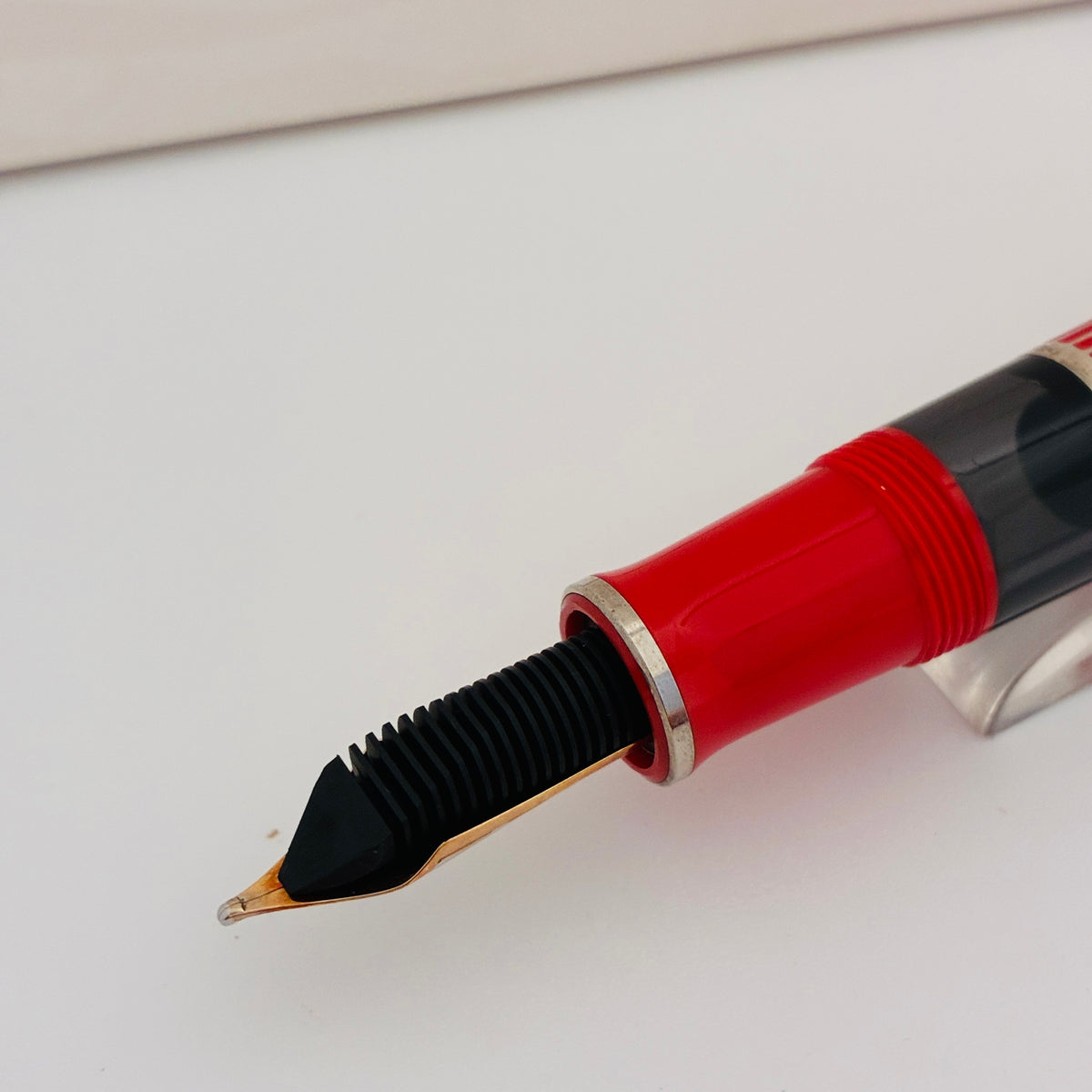 Pelikan "1000 Years of Austria(1000 Jahre Osterreich) LE Fountain Pen