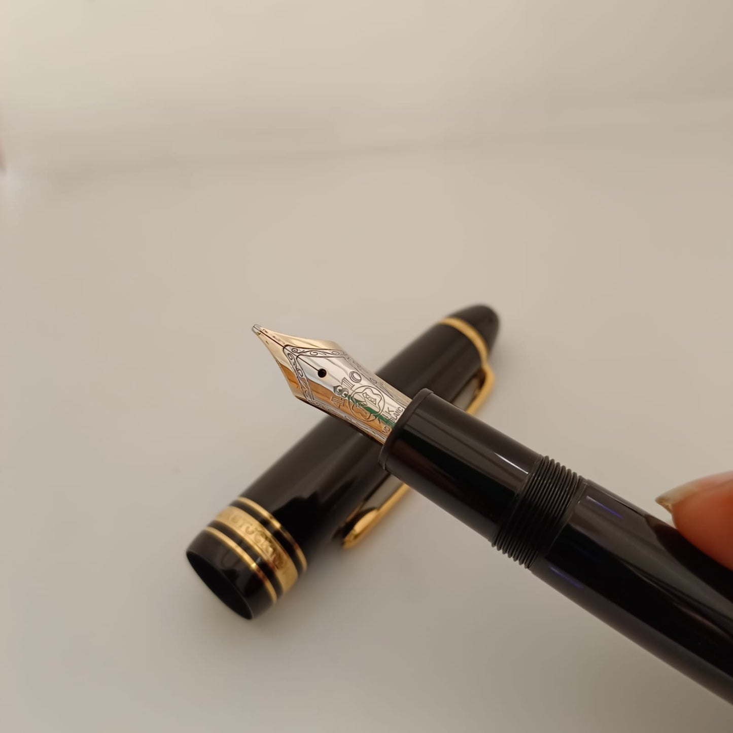 Montblanc Meisterstuck 146 LeGrand Gold Trim Fountain Pen
