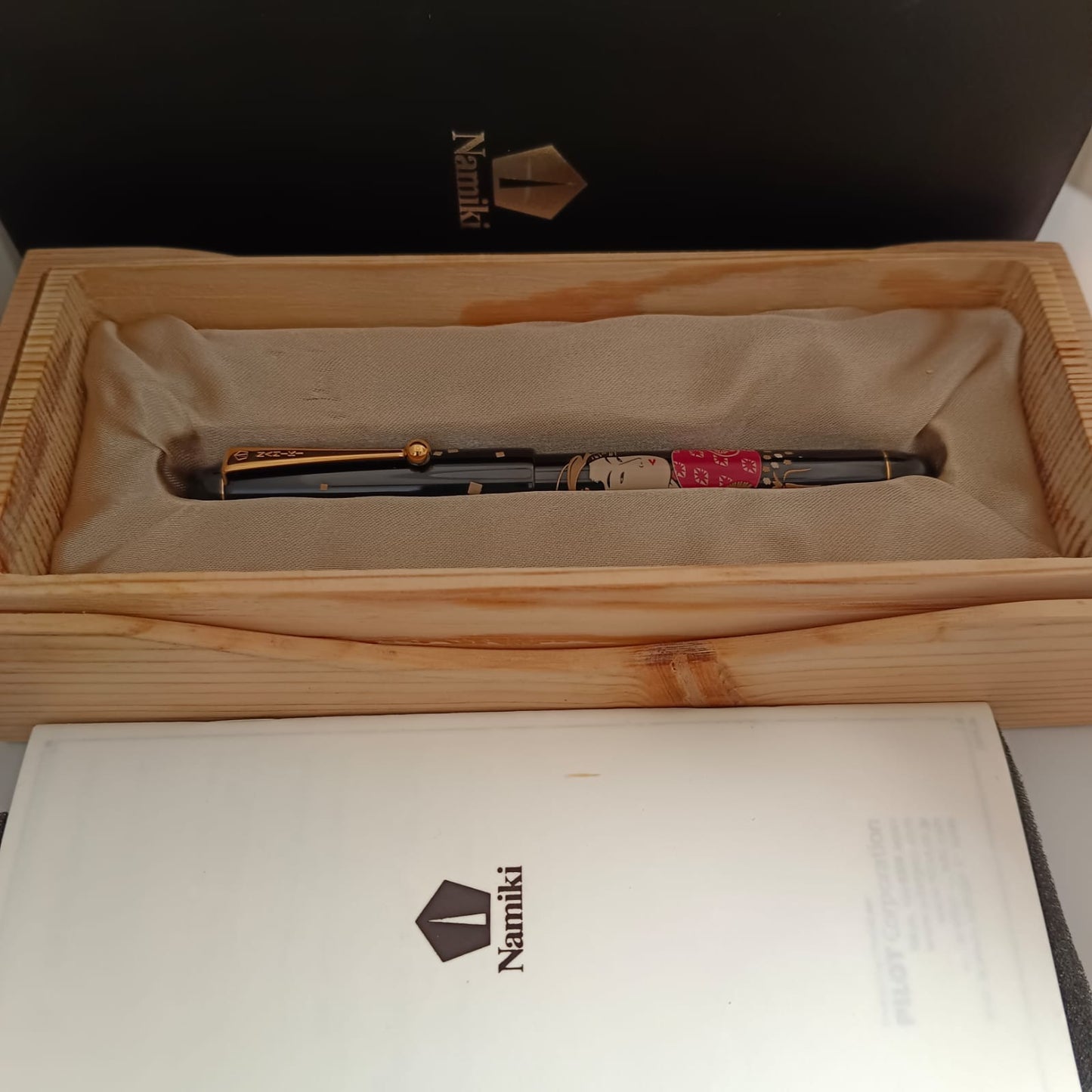 Pilot Namiki Nippon Art Ukiyo-e Ohisa Takashima Fountain Pen