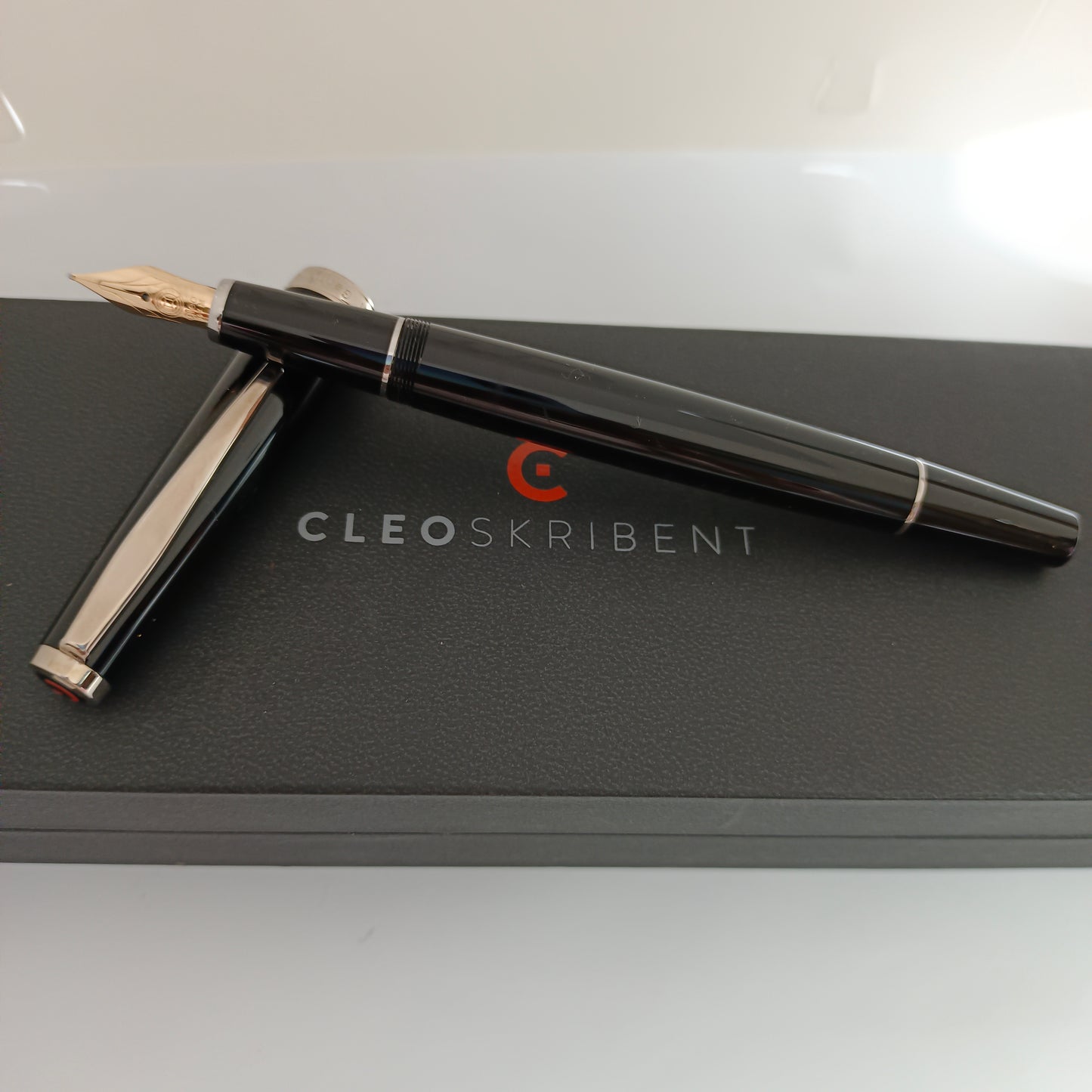 Cleo Skribent Classic Black Fountain Ink Pen,