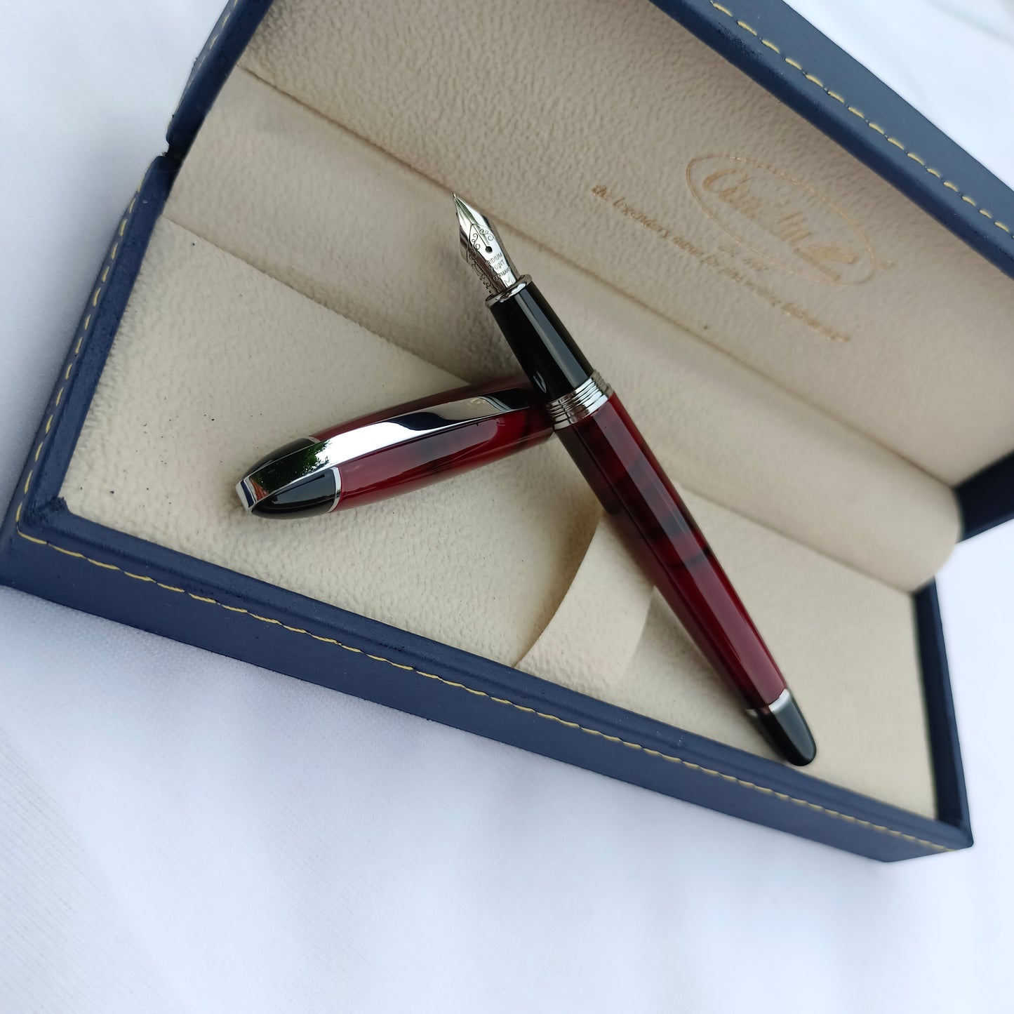 Conklin victory ruby red fountain pen