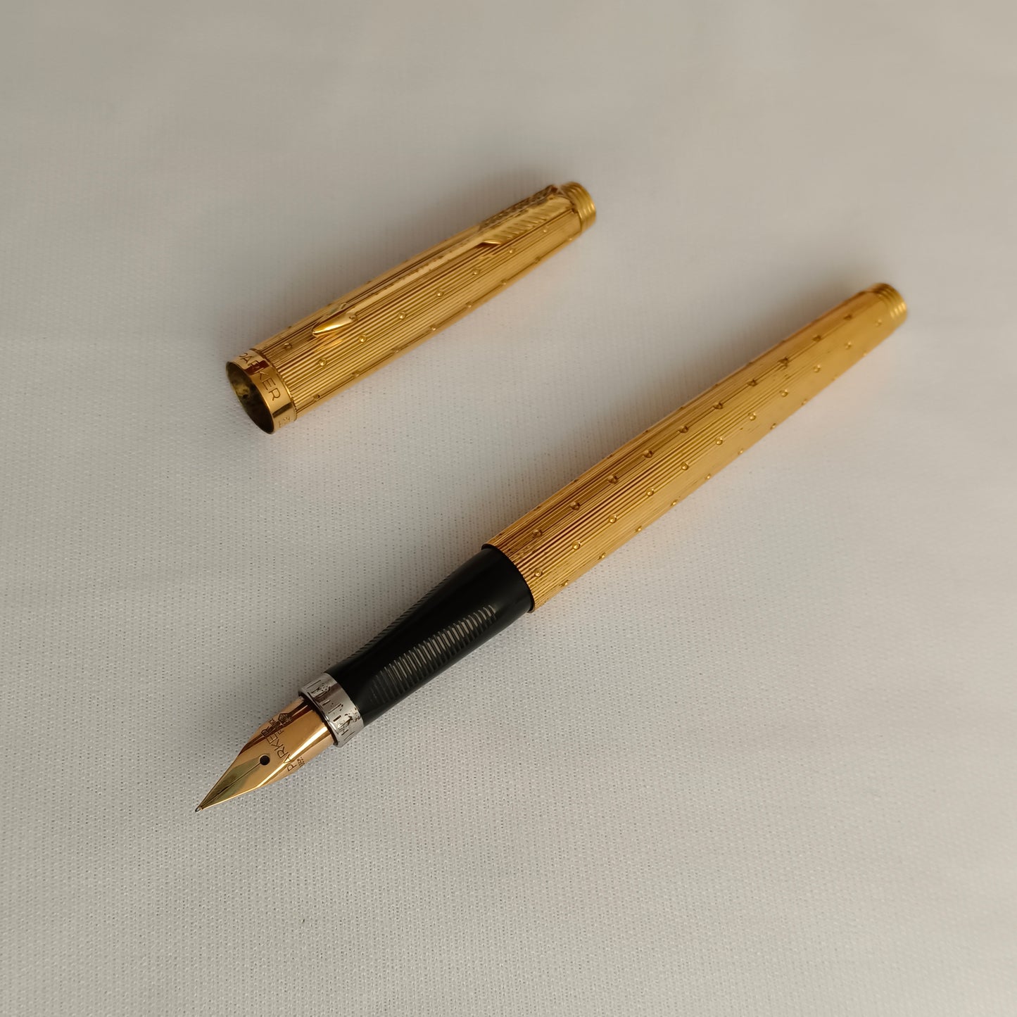 Parker 75 Gold Plated Perle 14kt Gold Nib Fountain Pen