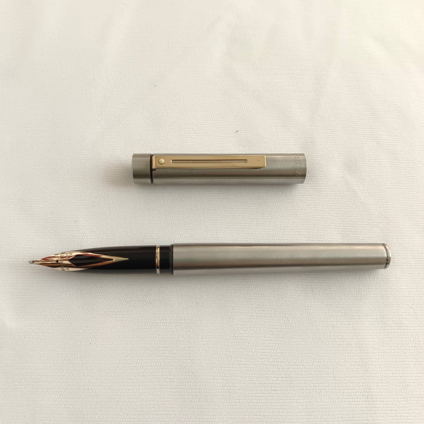 Vintage sheaffer targa 1001XG brushed chrome fountain pen