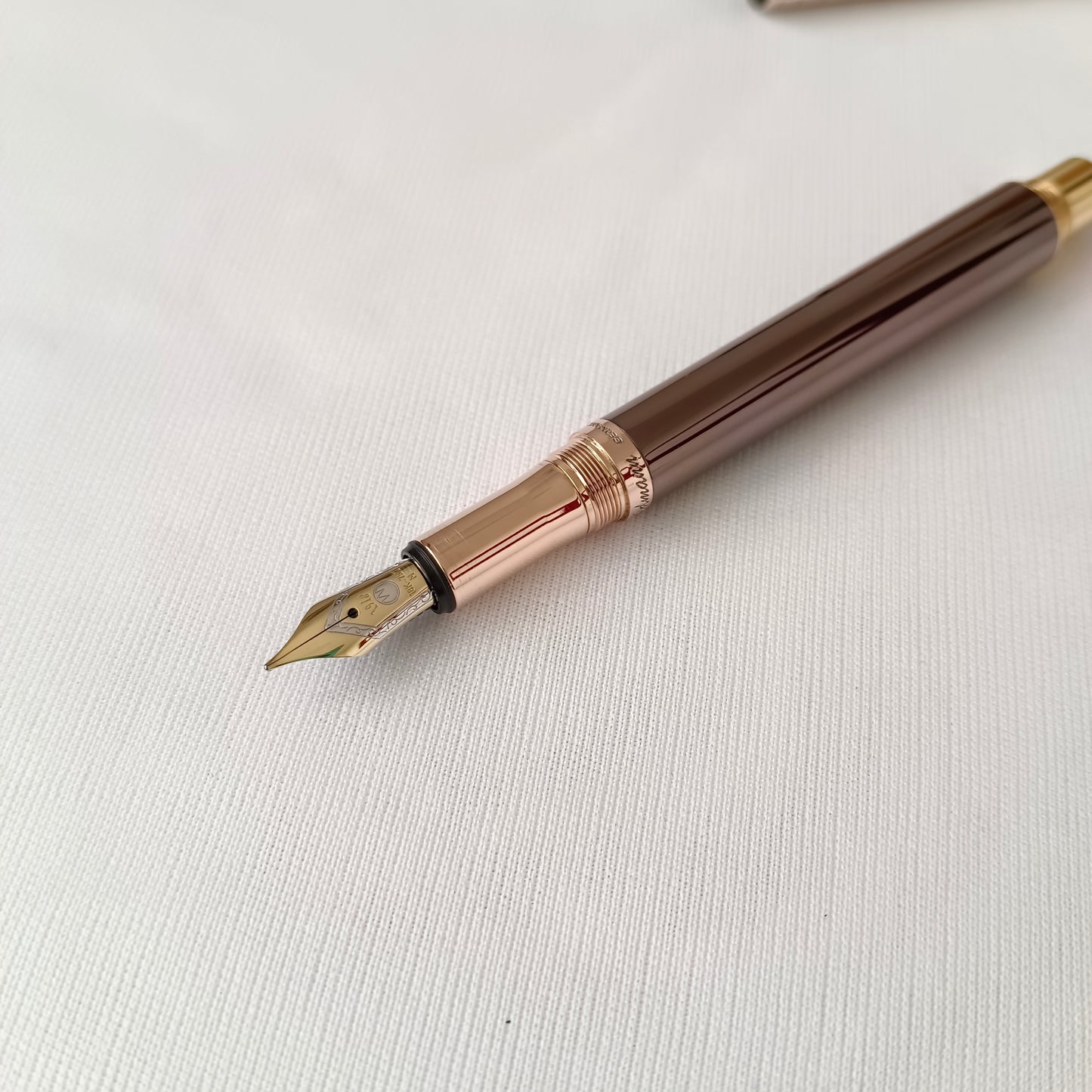 Waldmann Xetra Fountain Pen PVD Chocolate Rose Gold Plated 18kt Medium Nib Made In Germany